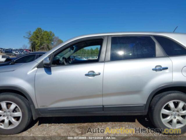 KIA SORENTO LX, 5XYKTCA65DG344802