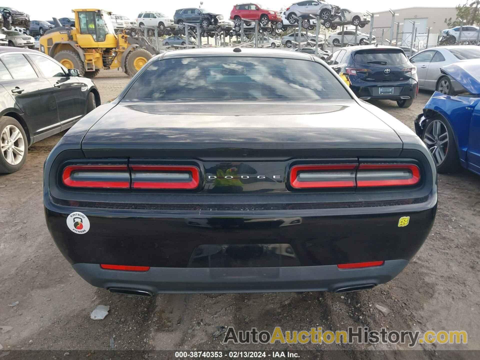 DODGE CHALLENGER SXT, 2C3CDZAG6FH720039