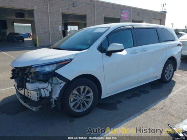 TOYOTA SIENNA LE, 5TDKRKEC2NS076210