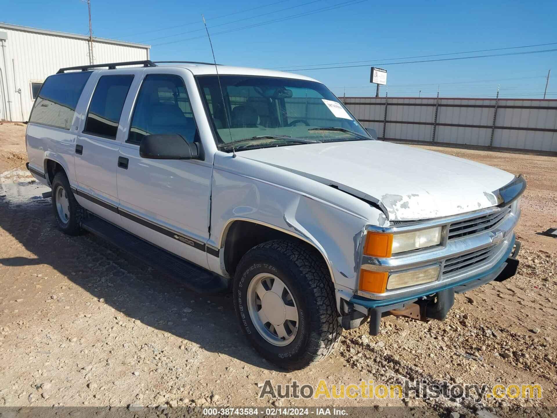 CHEVROLET SUBURBAN C1500, 3GNEC16R6XG175990