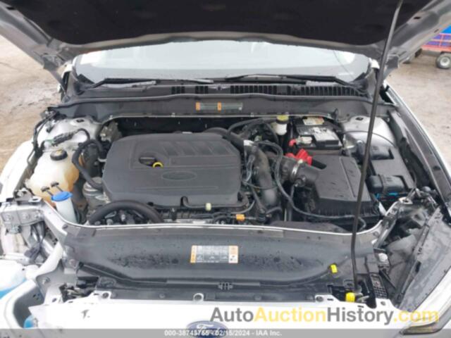 FORD FUSION SE, 3FA6P0HD5JR231982