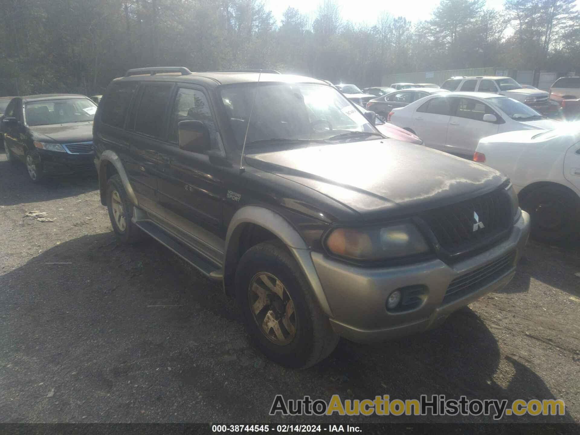 MITSUBISHI MONTERO SPORT LTD, JA4LS41R82P001767