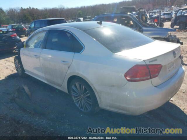 VOLKSWAGEN PASSAT SE, 1VWBT7A39FC068710