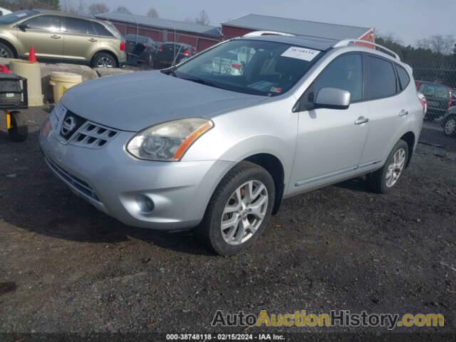 NISSAN ROGUE SV, JN8AS5MVXBW670757