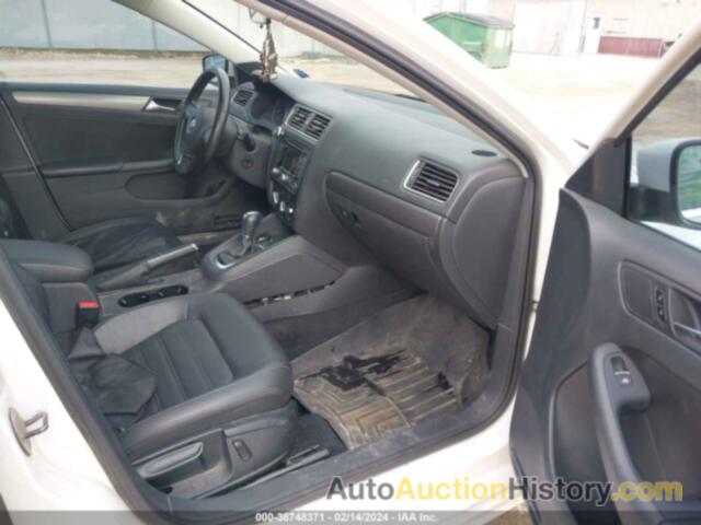 VOLKSWAGEN JETTA 2.5L SEL, 3VWLX7AJ0DM366260