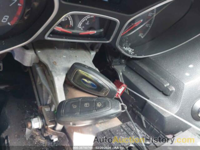 FORD FOCUS, 1FADP3L97DL217595