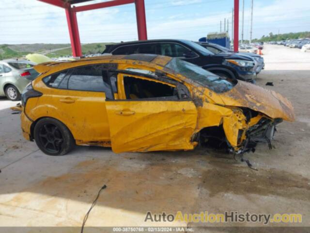 FORD FOCUS, 1FADP3L97DL217595