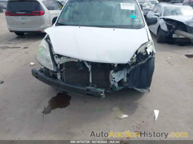 TOYOTA SIENNA LE, 5TDZK23C18S128310