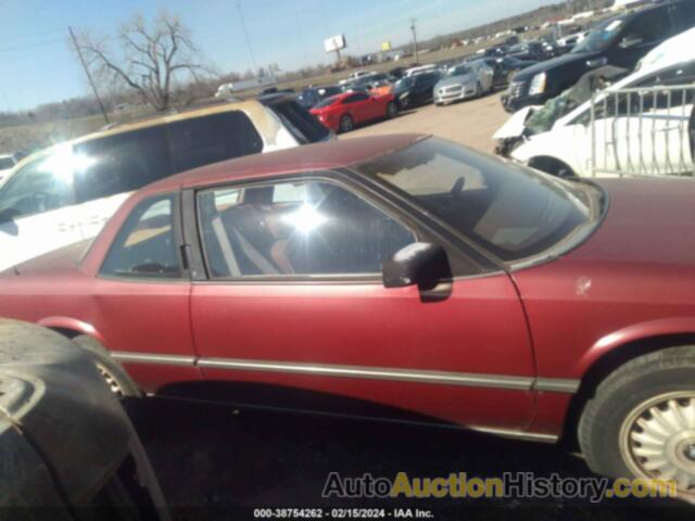 BUICK REGAL, 2G4WB24L8N1402130