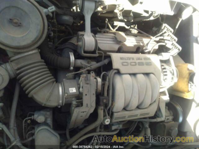 BUICK REGAL CUSTOM, 2G4WB14L8N1402130