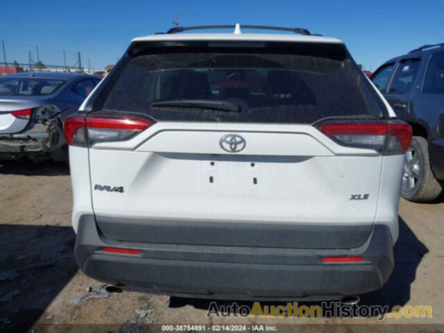 TOYOTA RAV4 XLE, 2T3W1RFV8PW257167