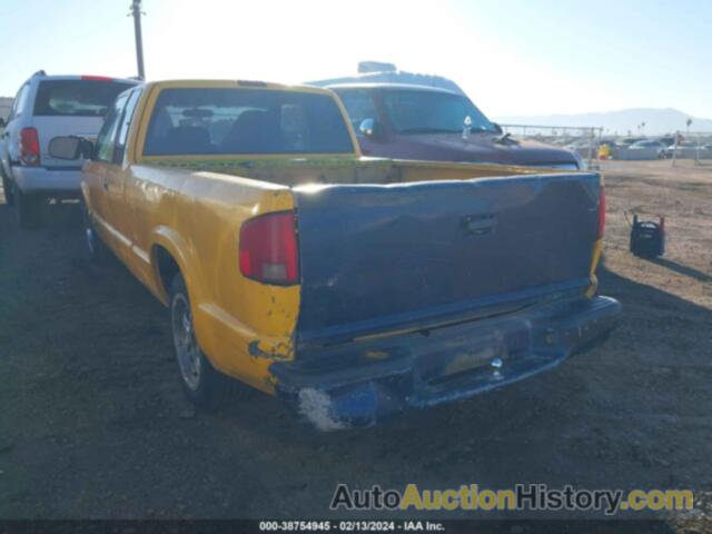 CHEVROLET S-10 LS, 1GCCS19XX38104773