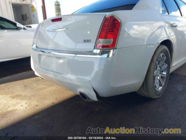 CHRYSLER 300 MOTOWN, 2C3CCAAG4DH528913