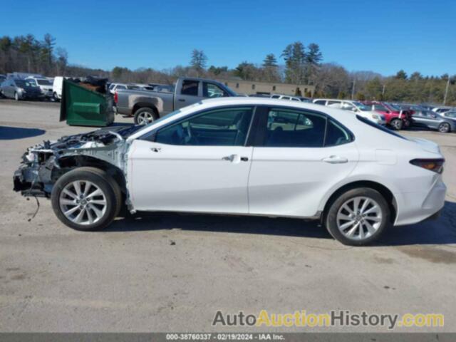 TOYOTA CAMRY LE AWD, 4T1C11BKXMU026176