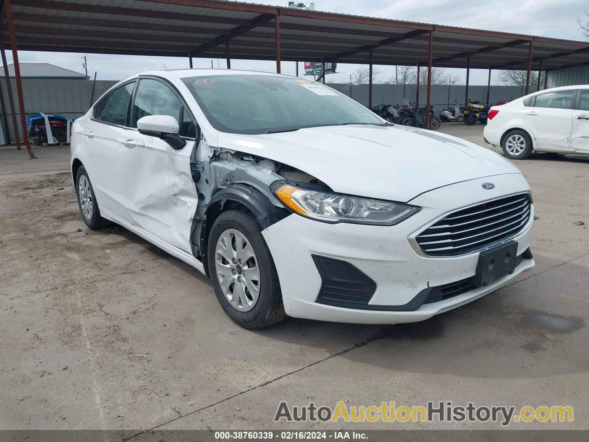 FORD FUSION S, 3FA6P0G77KR268349