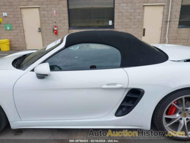 PORSCHE 718 BOXSTER S, WP0CB2A8XNS221074