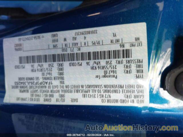 FORD FOCUS SE, 1FADP3F26JL304253