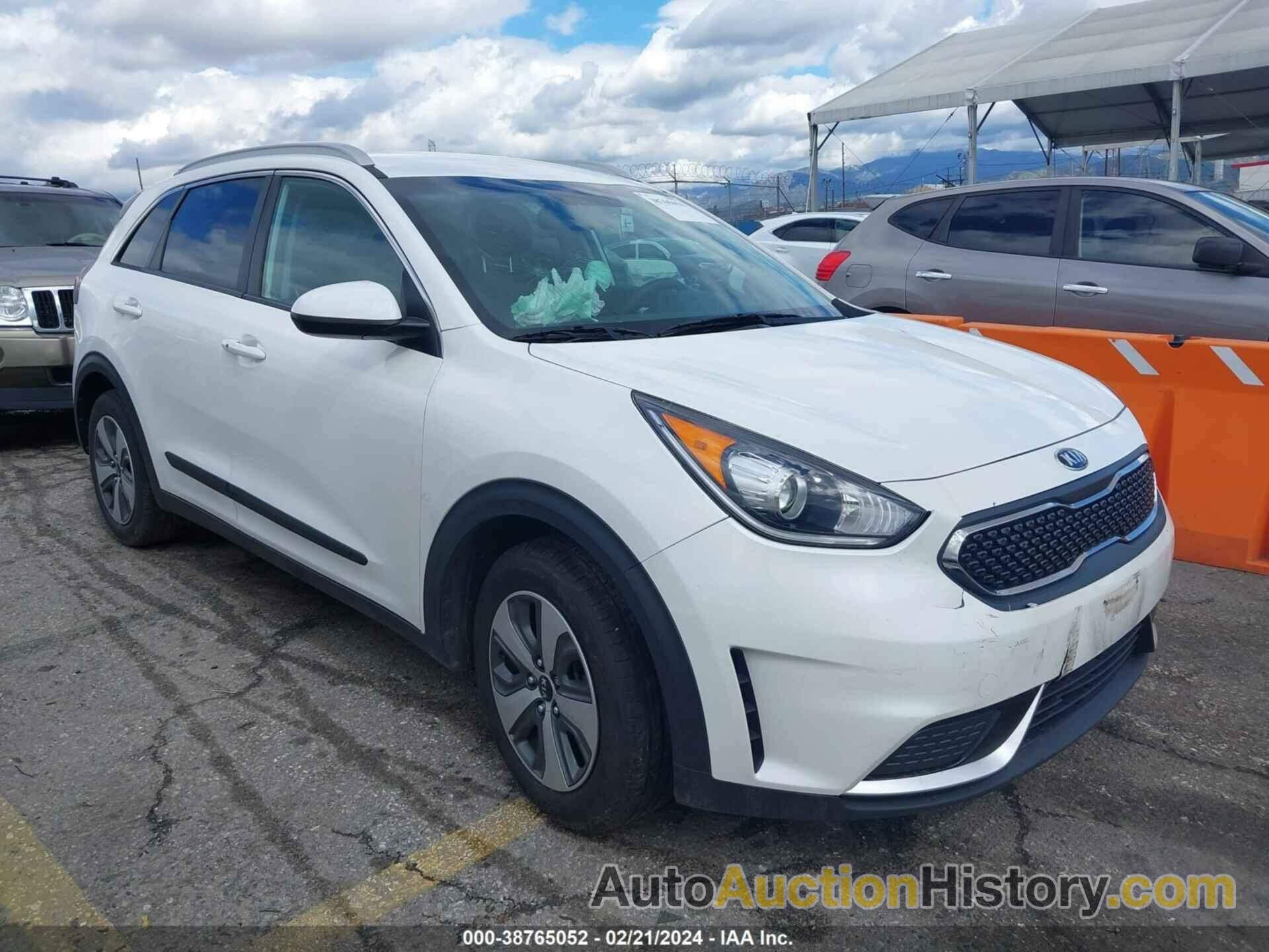 KIA NIRO LX, KNDCB3LCXK5327199