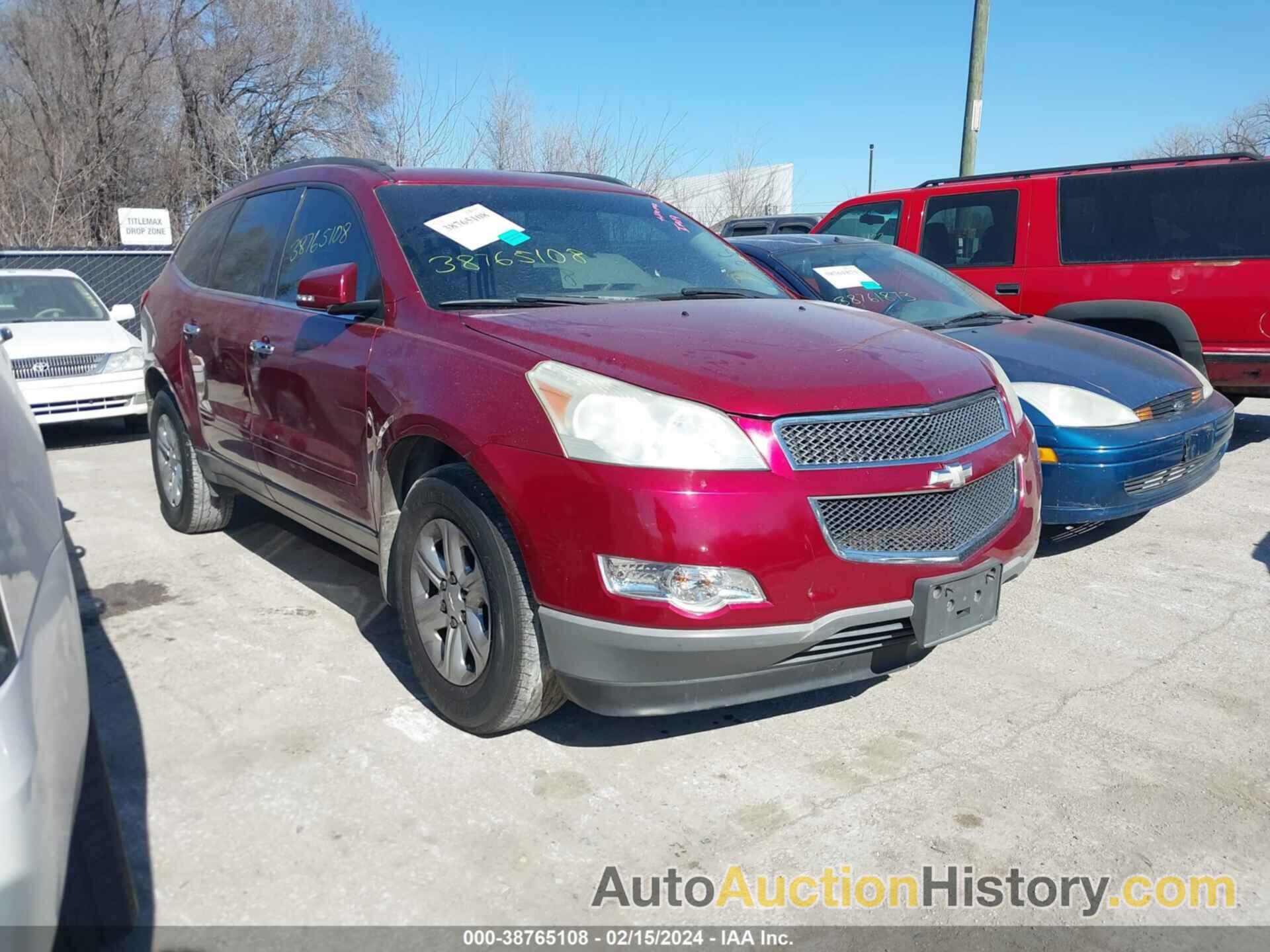 CHEVROLET TRAVERSE 2LT, 1GNKVJED9BJ322605