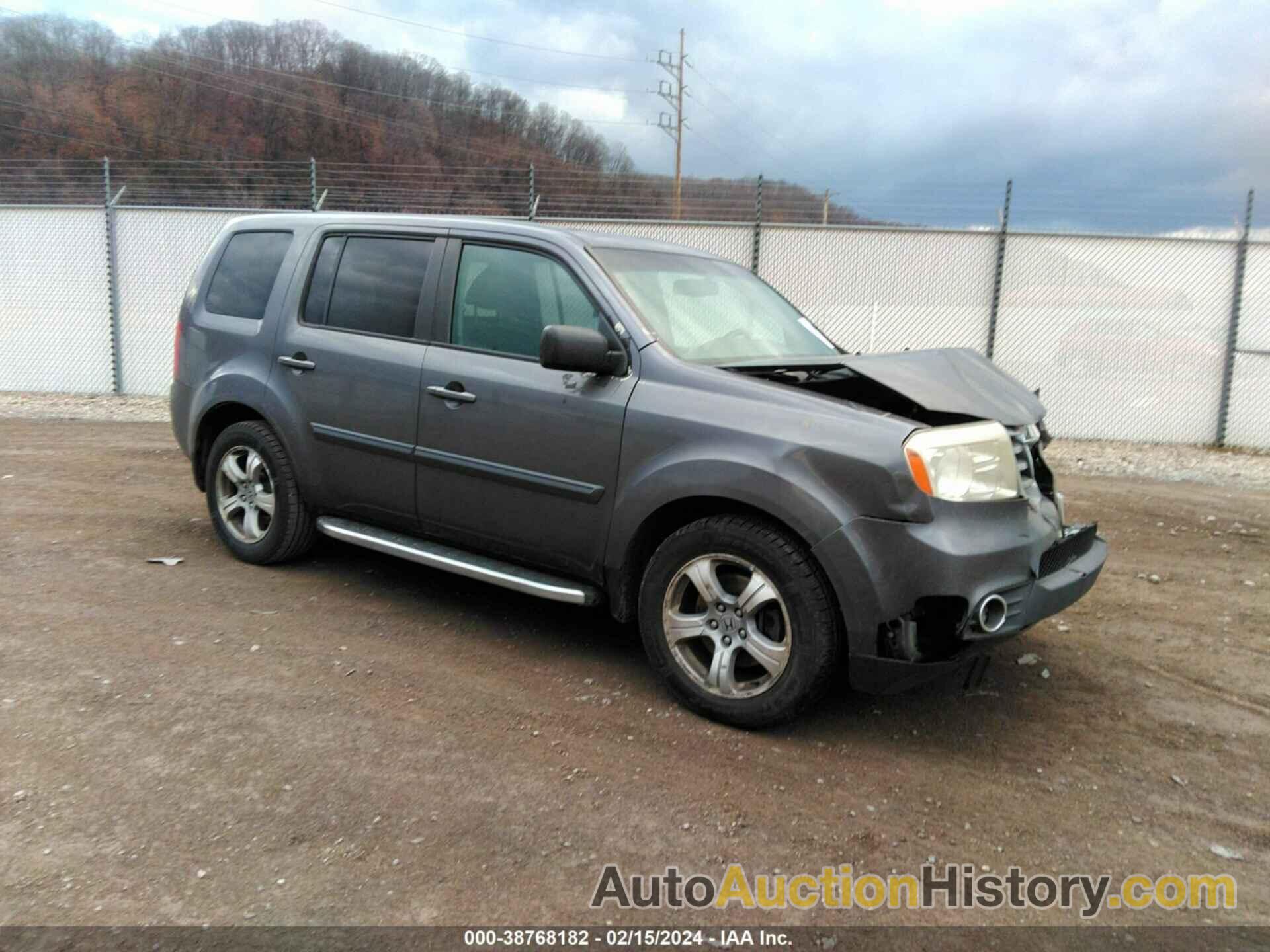 HONDA PILOT EX-L, 5FNYF4H52EB038007