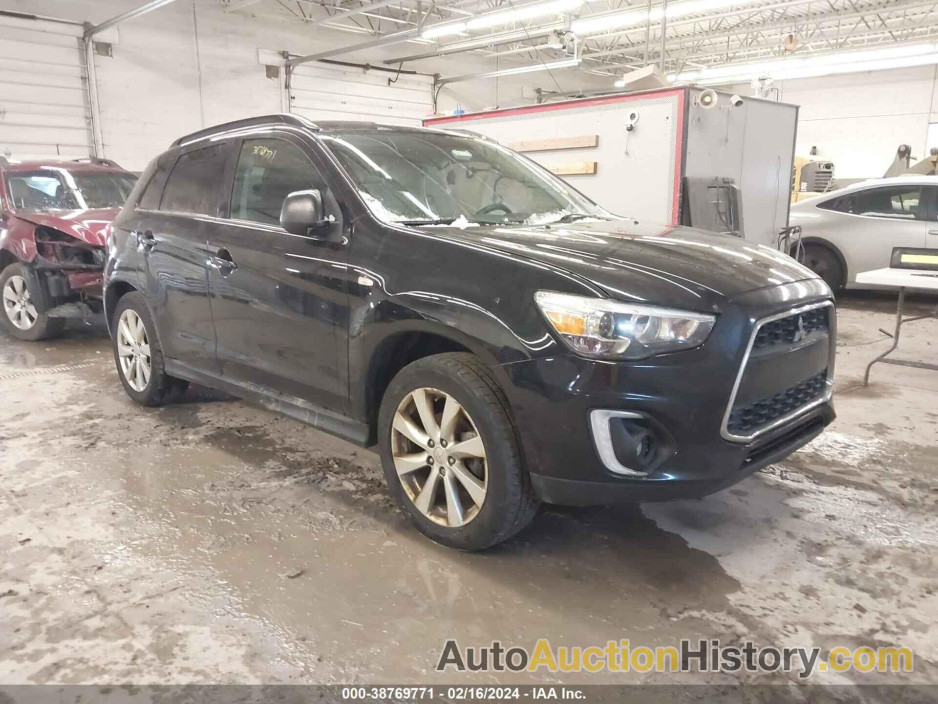 MITSUBISHI OUTLANDER SPORT SE/GT, 4A4AR4AUXFE001499