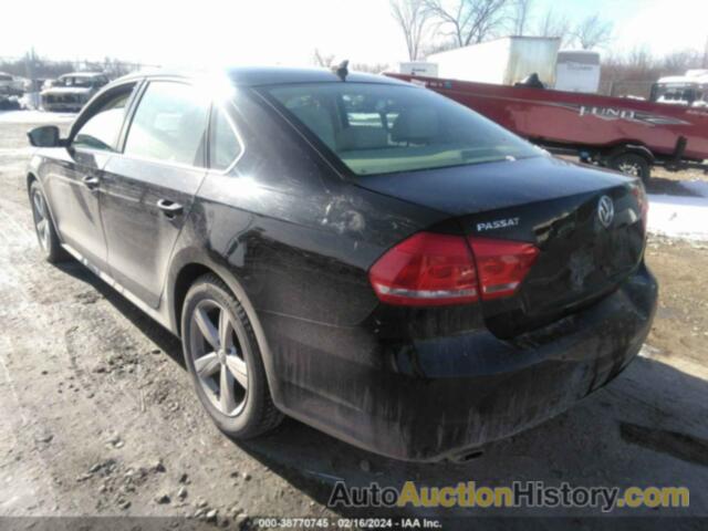 VOLKSWAGEN PASSAT 2.5L SE, 1VWBH7A33CC031505