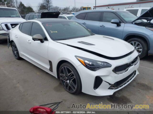 KIA STINGER GT2, KNAE55LC1P6135132