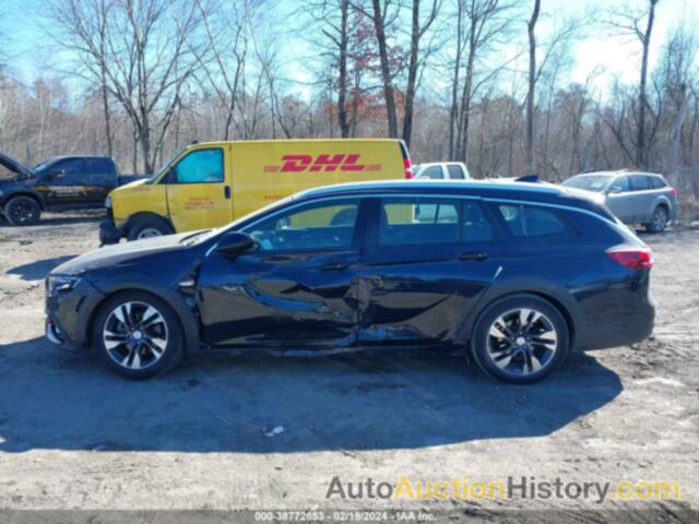 BUICK REGAL TOURX AWD ESSENCE, W04GV8SX8K1010825