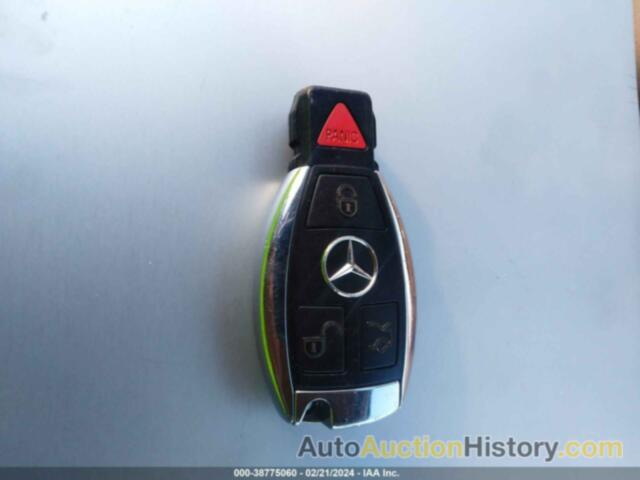 MERCEDES-BENZ E 320, WDBJF65J3YB111406