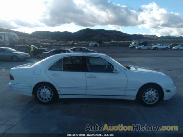 MERCEDES-BENZ E 320, WDBJF65J3YB111406