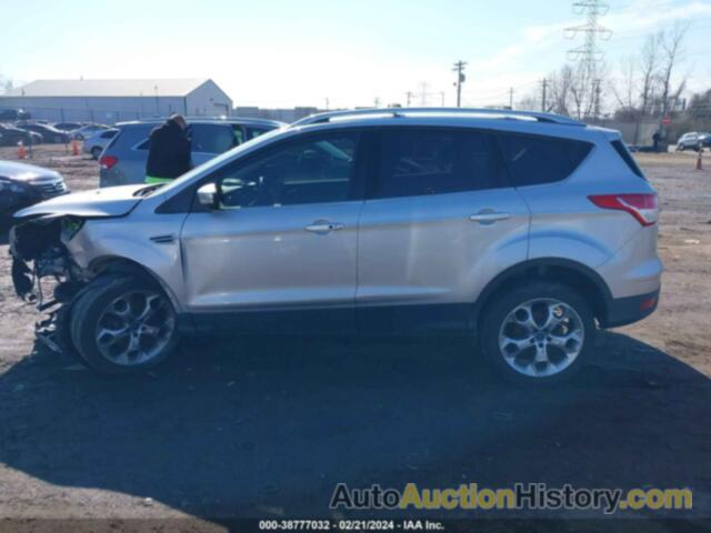 FORD ESCAPE TITANIUM, 1FMCU9J90DUC33213