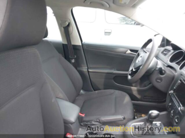 VOLKSWAGEN JETTA 2.0L S, 3VW2K7AJ4FM305538