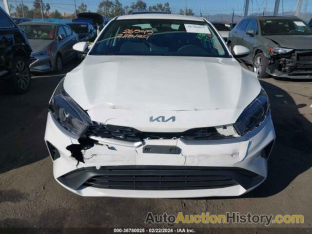 KIA FORTE LX, 3KPF24AD5PE569313