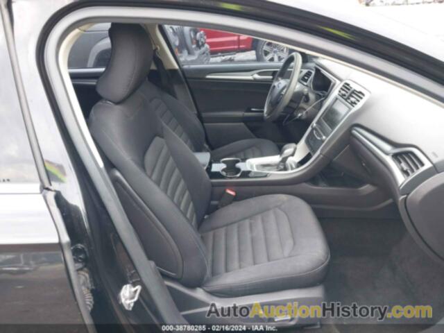 FORD FUSION SE, 3FA6P0H7XFR181257