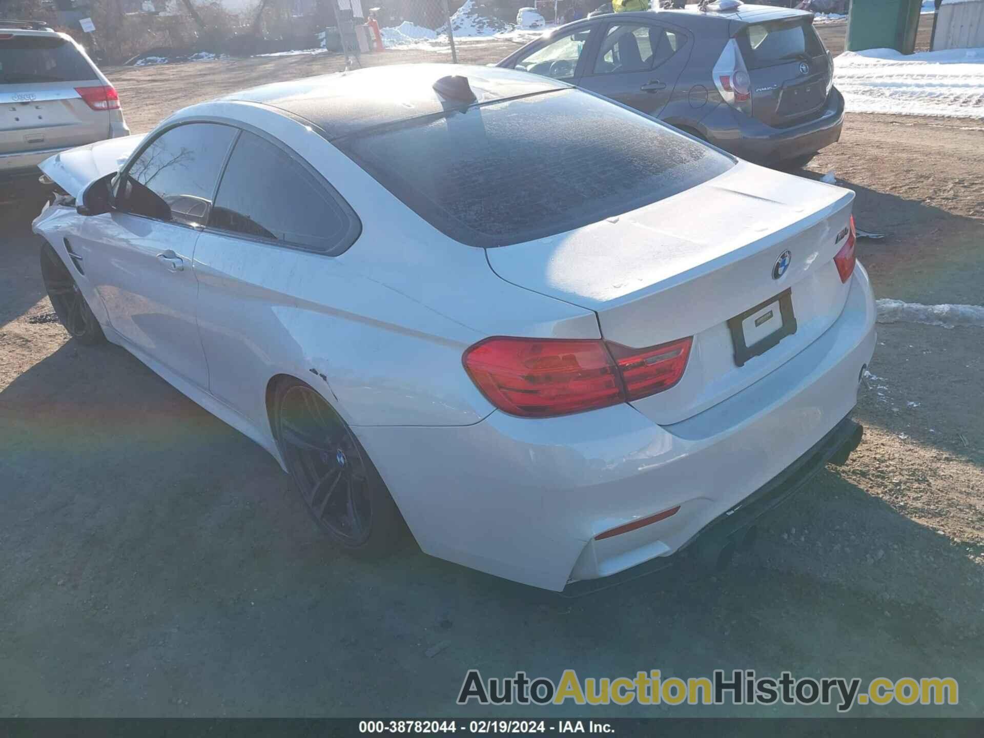 BMW M4, WBS3R9C55FK334450