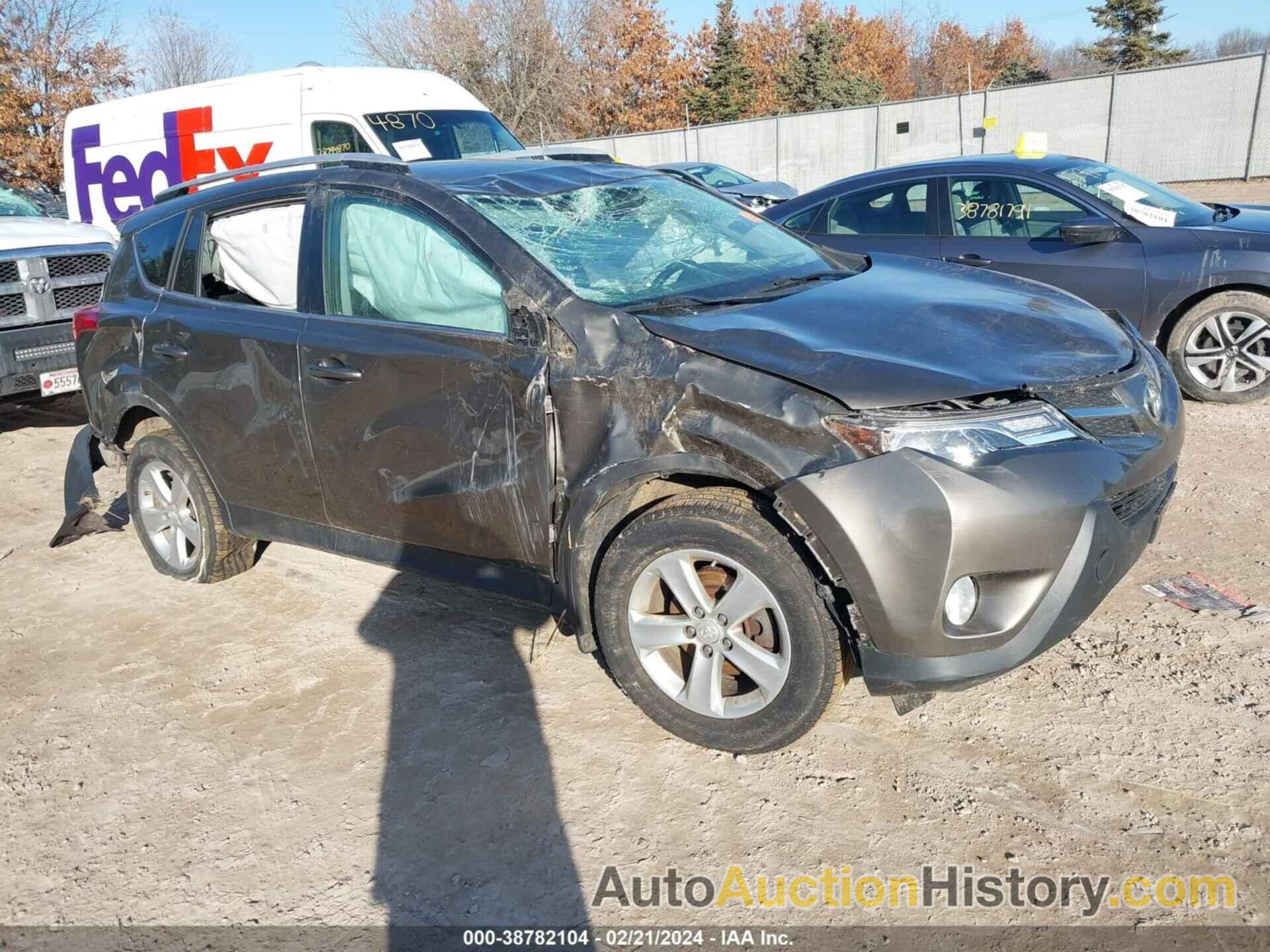 TOYOTA RAV4 XLE, 2T3RFREVXEW143958