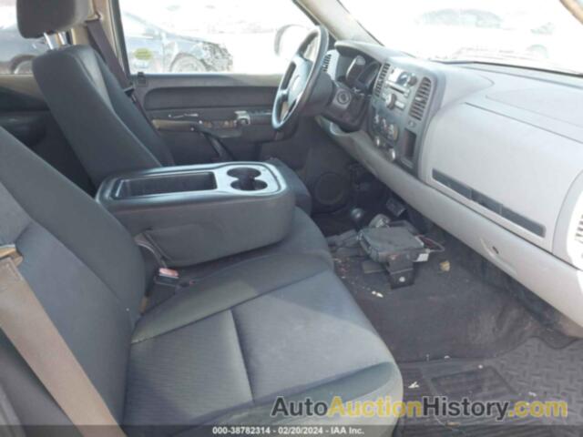 CHEVROLET SILVERADO 1500 LS, 3GCPKREA7DG236046