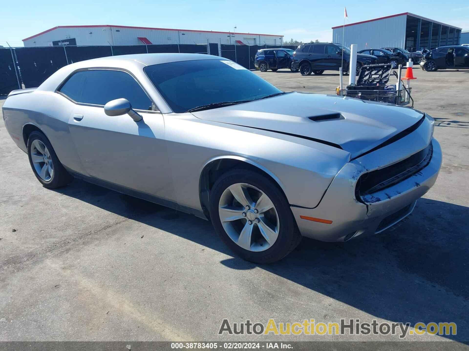 DODGE CHALLENGER SXT, 2C3CDZAG5JH121318