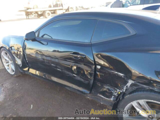 CHEVROLET CAMARO 2LT, 1G1FD1RS7J0124527