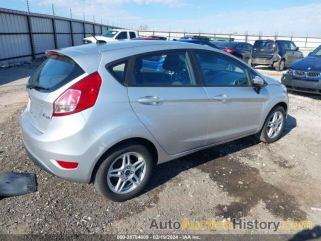 FORD FIESTA SE, 3FADP4EJ6JM118418