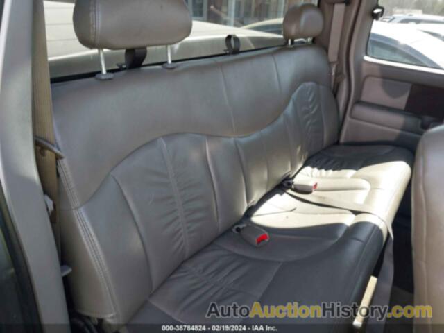 CHEVROLET SILVERADO K1500, 2GCEK19T811357421