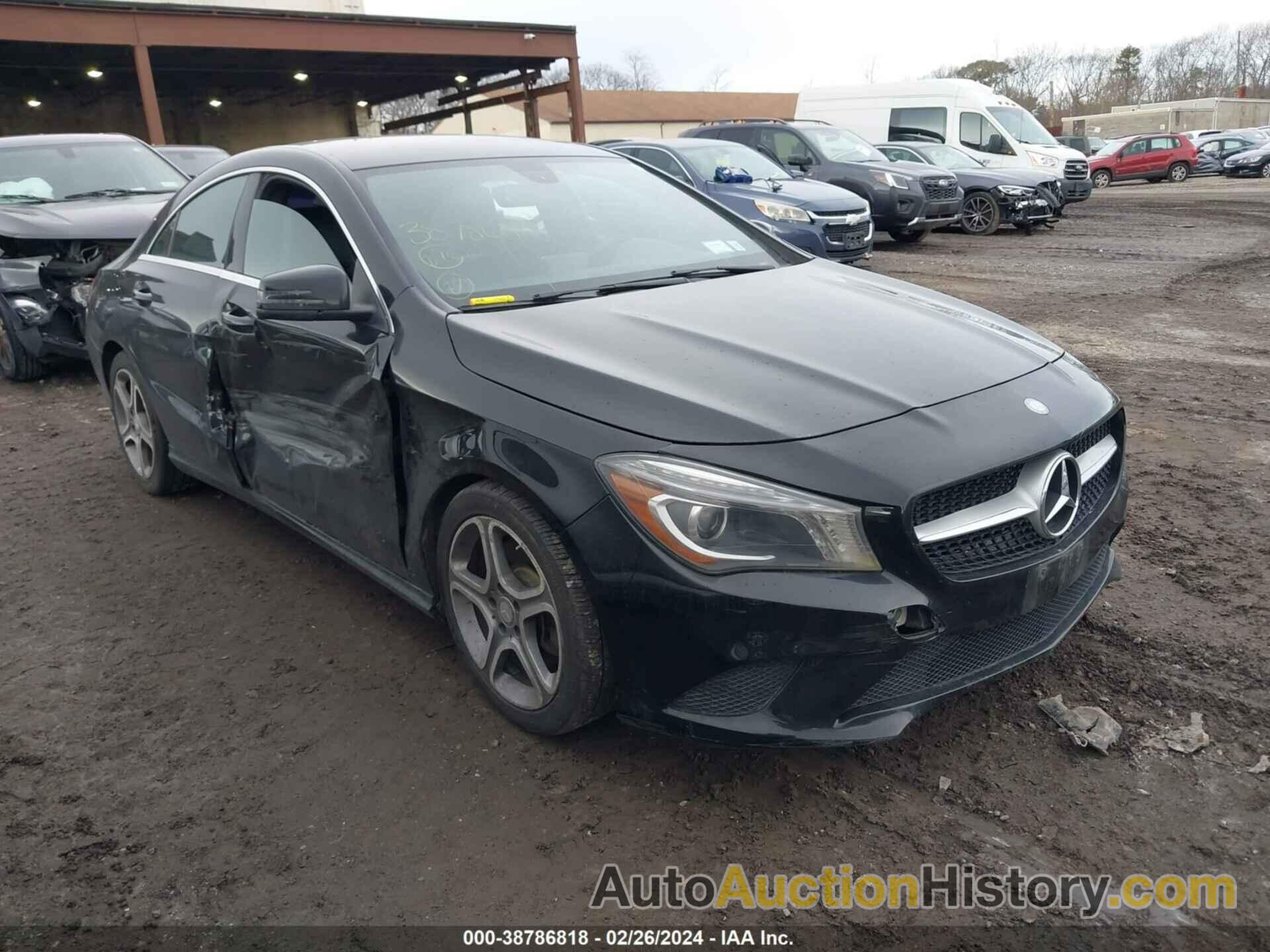 MERCEDES-BENZ CLA 250, WDDSJ4EB3EN059048