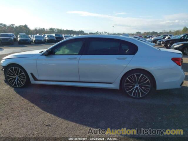 BMW 740 I, WBA7E2C58KB216766