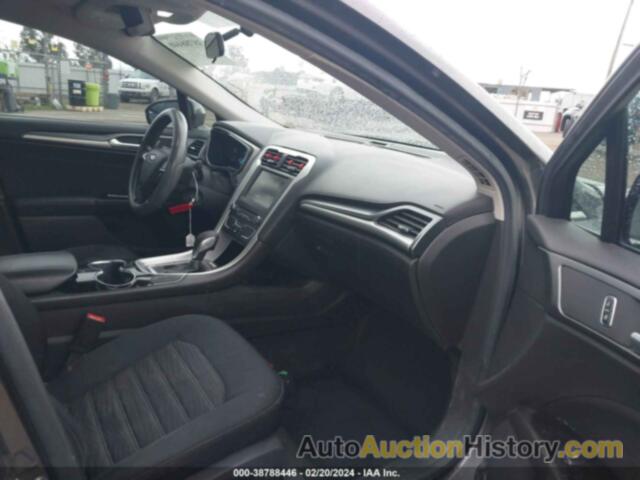 FORD FUSION SE, 3FA6P0H73GR316192