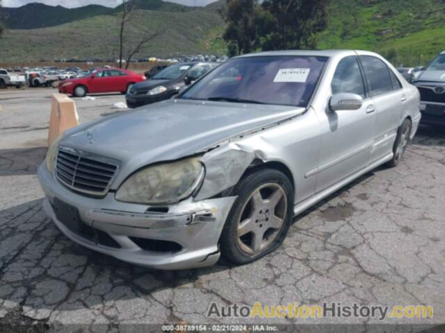 MERCEDES-BENZ S 500, WDBNG75J83A352722