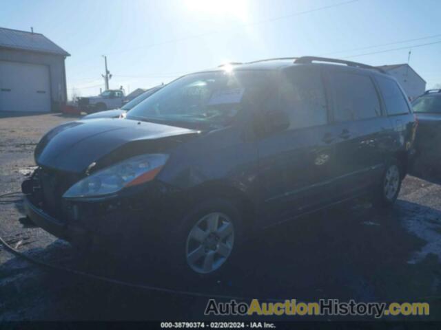 TOYOTA SIENNA LE, 5TDZK23C27S066947