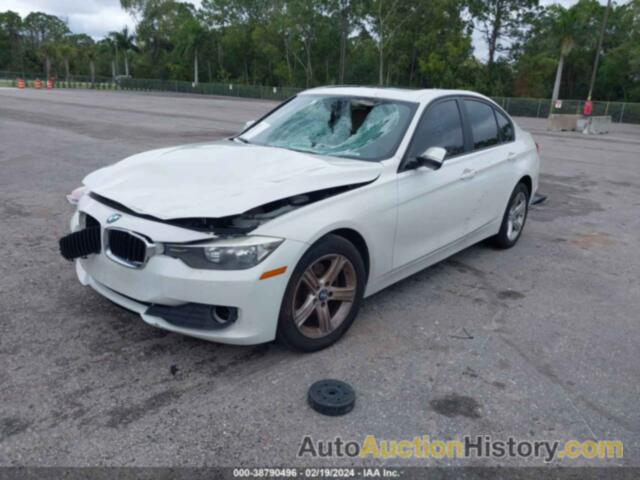 BMW 320I, WBA3B1C51DK129912