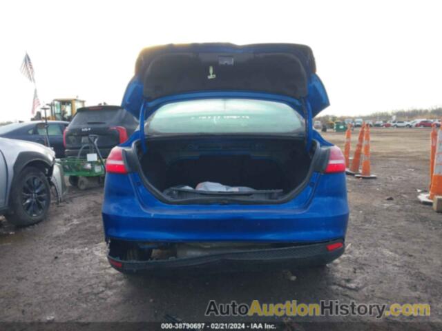 FORD FOCUS SE, 1FADP3F23JL228670