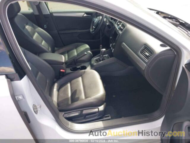 VOLKSWAGEN JETTA 1.4T SE, 3VWDB7AJ9HM380988