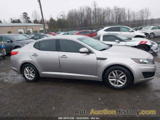 KIA OPTIMA LX, KNAGM4A76B5145942